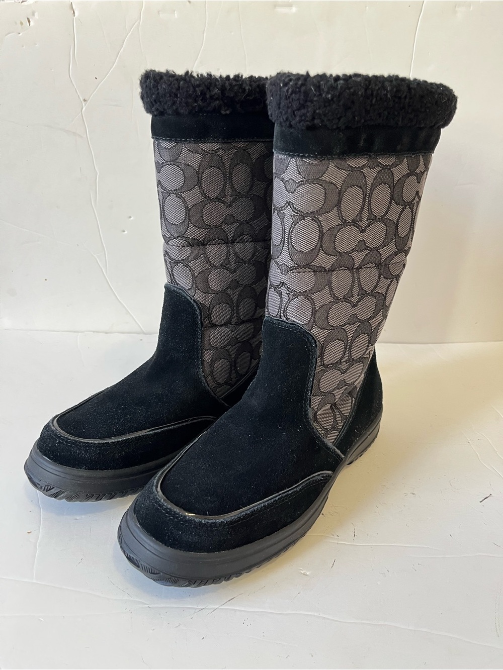 Coach sherman Black & Gray Signature Logo Winter Boots size 8.5B